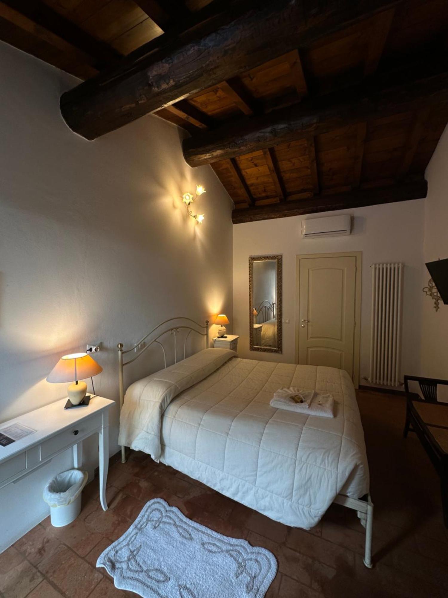 Agriturismo Corte Capiluppia Curtatone ภายนอก รูปภาพ