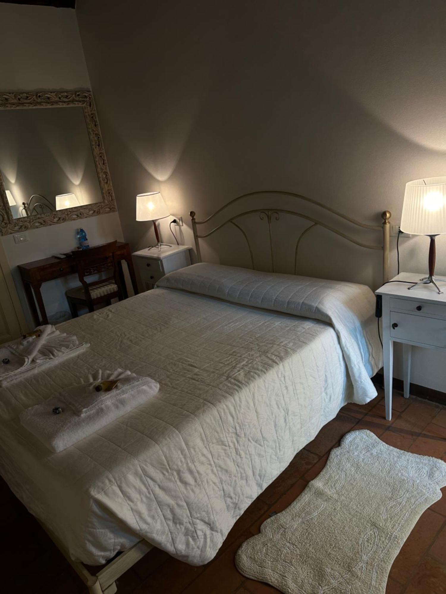 Agriturismo Corte Capiluppia Curtatone ภายนอก รูปภาพ