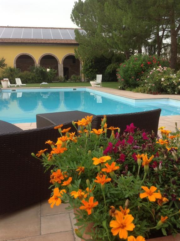 Agriturismo Corte Capiluppia Curtatone ภายนอก รูปภาพ