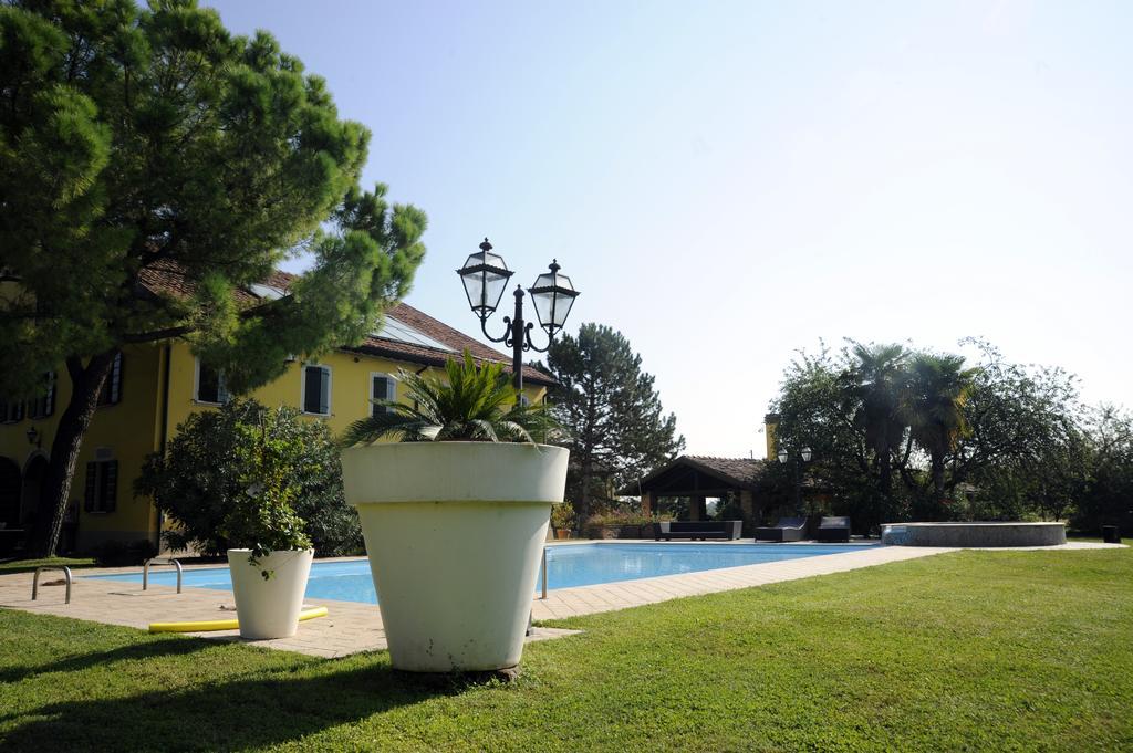 Agriturismo Corte Capiluppia Curtatone ภายนอก รูปภาพ
